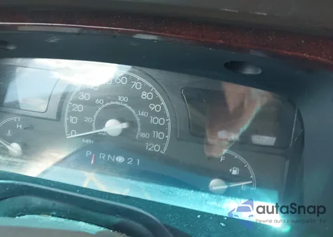 2004 Lincoln Town Car Signature из США, поврежденный, VIN 1LNHM81W74Y652349